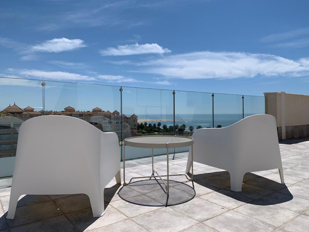 Penthouse With Wide Terrace Next To The Ocean Apartment Huelva Bagian luar foto