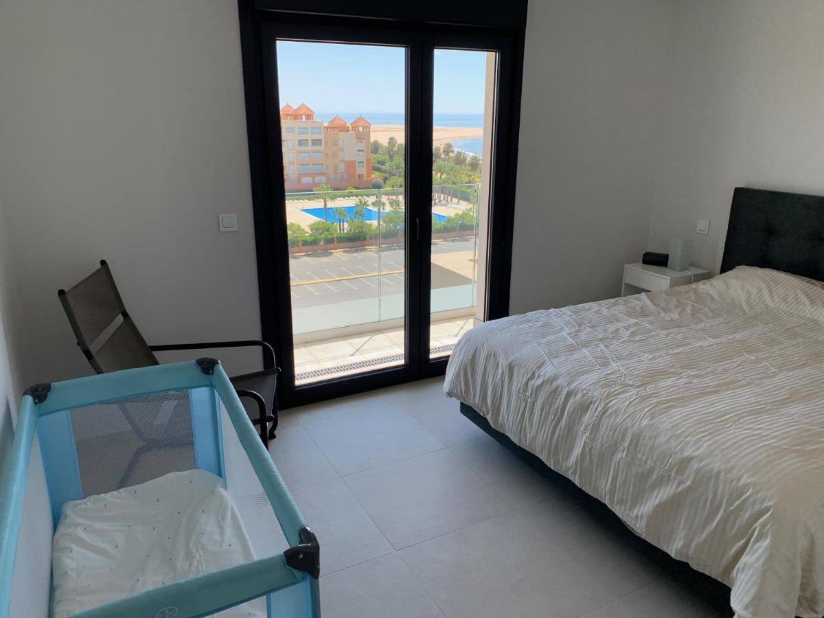 Penthouse With Wide Terrace Next To The Ocean Apartment Huelva Bagian luar foto